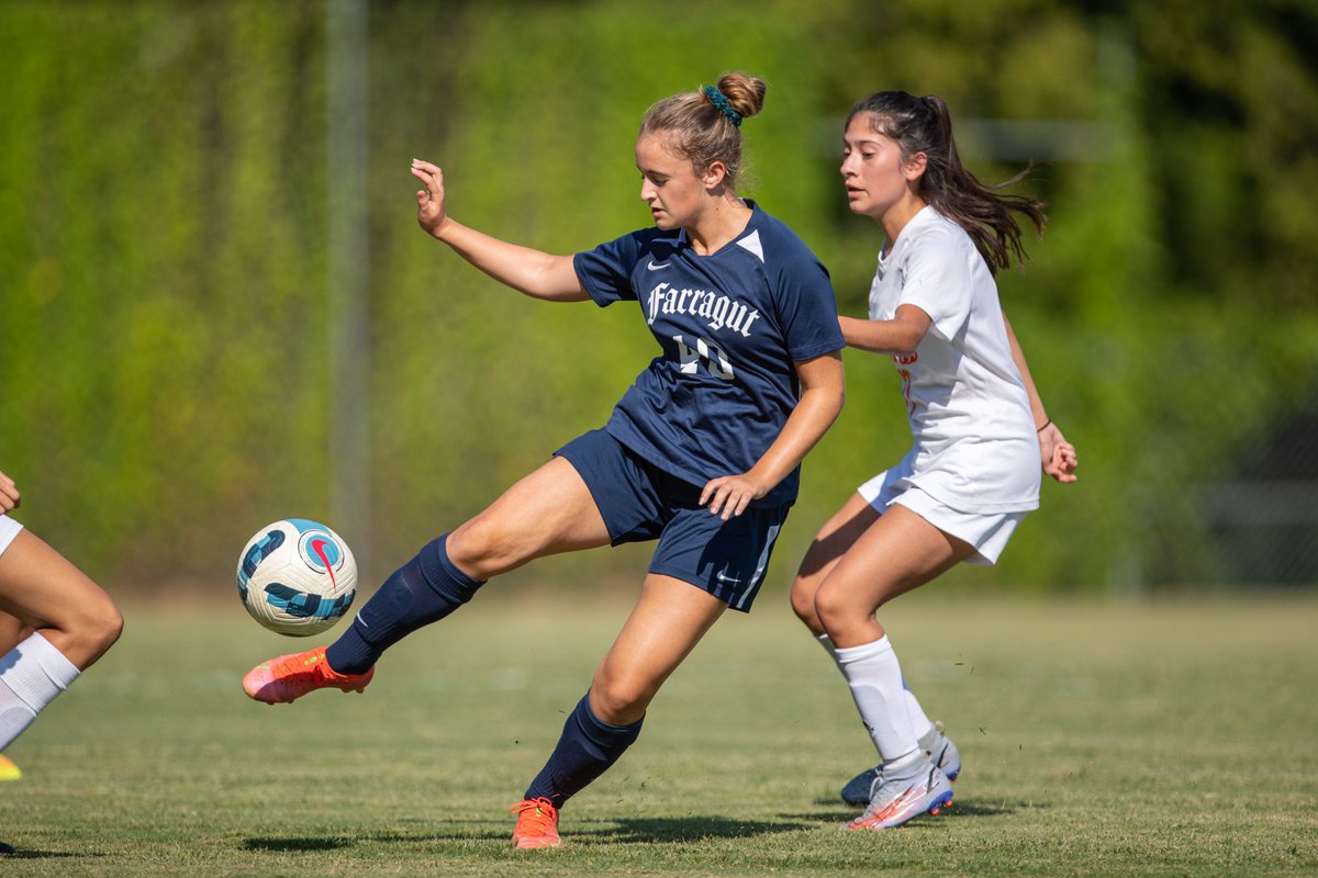 Carlos Reveiz tweet media