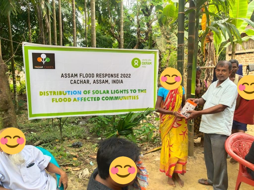 indiacares_2020's tweet photo. After the floods students &amp; vulnerable families in #Cachar needed solar lamps. Thank you all #PromiseBank depositors @arunspatole @ashutosh27shank @krunalpatel1410 @jugender10 @TheMausamMishra @NiteshJoshi22 @nitinmanek @sredits @Dmg2cSona, Rajni Bhatt for assisting.

#IndiaCares https://t.co/nF0QS2Zcxn