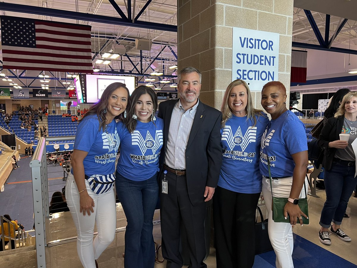 NISDWernli's tweet photo. WhataWildcat Day!! We are ready to IGNITEโฆour time is NOW! ๐พ๐ @lorimshaw @mrsfeldt5 #NISDConvocation2022 https://t.co/zmj4oZhdX6