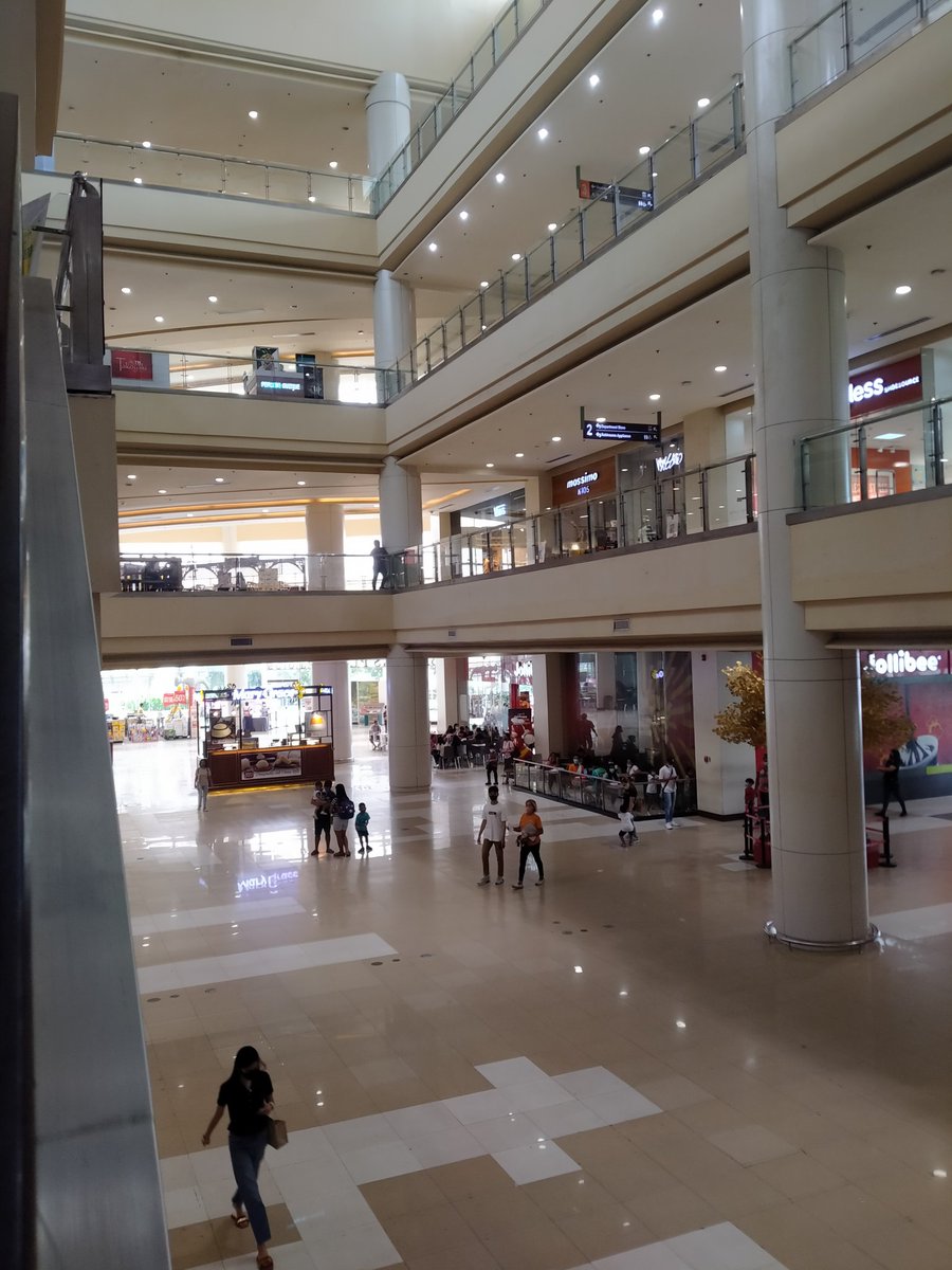 edicius001's tweet photo. At robinsons tara meet
#altermalolos https://t.co/ndTUBbwDXZ
