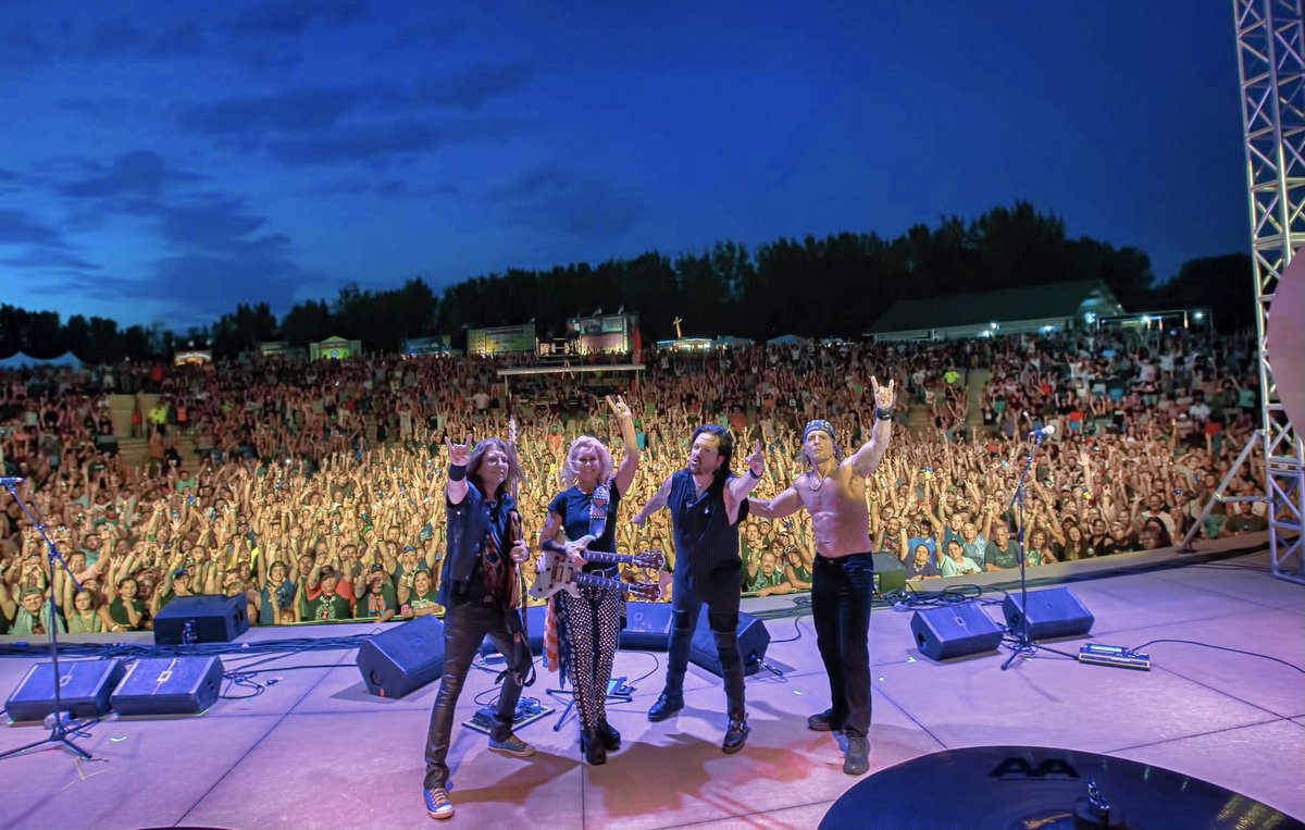 Back at it again this weekend with Lita Ford and co:

Aug 20 - Stoney’s Road House - 
Emmett, ID (+ Kip Winger &amp; Warrant)

Pic by Teddy Allison