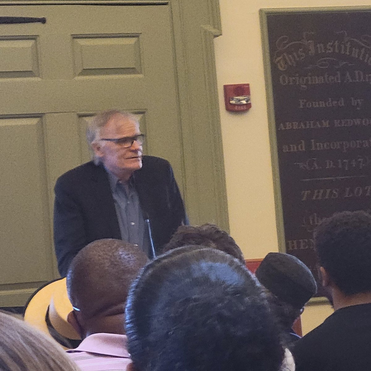 Happy to be in Newport today at the historic Redwood Library and Athenaeum for a great StagesofFreedom lecture on Frederick Douglass from Pulitzer Prize winning historian @davidwblight. Proceeds benefited the StagesofFreedom Swim Empowerment Program. @rayrickman @MrRJGMartin https://t.co/xU1MioanUX