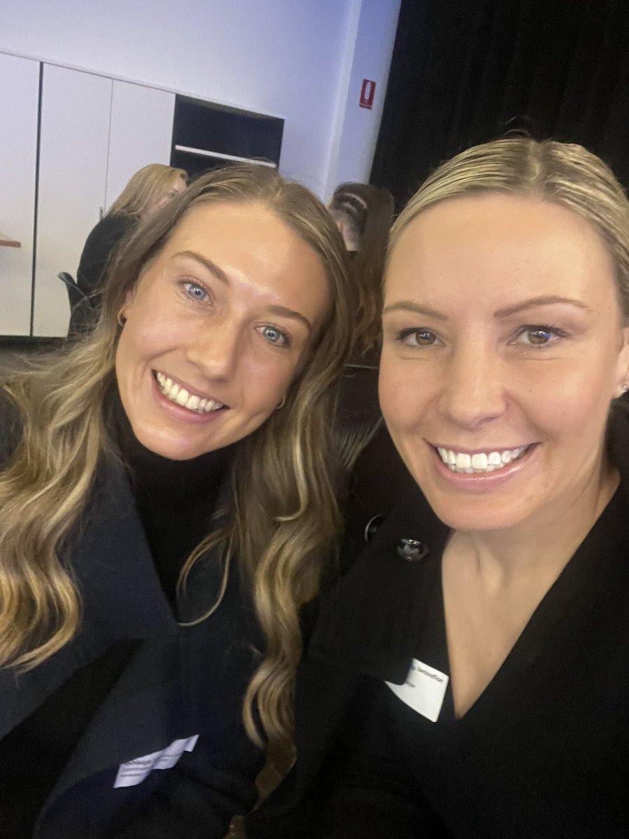 AshleighFlavel's tweet photo. Amazing morning @Lumination_Tech hearing from the experts  @katejonesqld @Eva_BalanVnuk @MsMarissaKate! Also good to run into @StClairPeta - my mind is buzzing with ideas for innovation @AnnesleyJS https://t.co/TeJTooBLj8