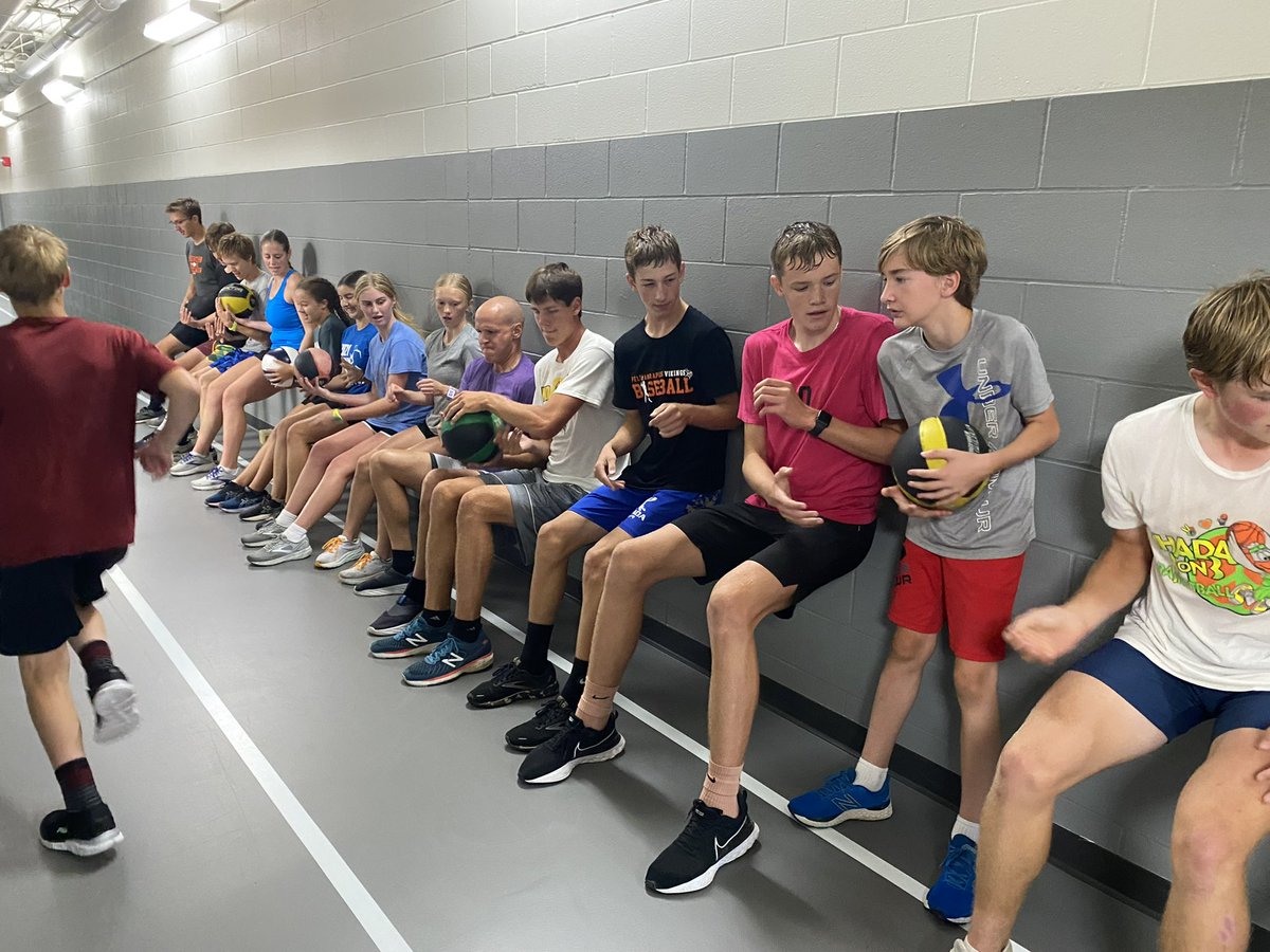 VicTheVike's tweet photo. Cross country teams are running the roads less traveled as they prepare for the upcoming season.  #StorminTheCompetition #LetsSail https://t.co/CsVi8PpiXk