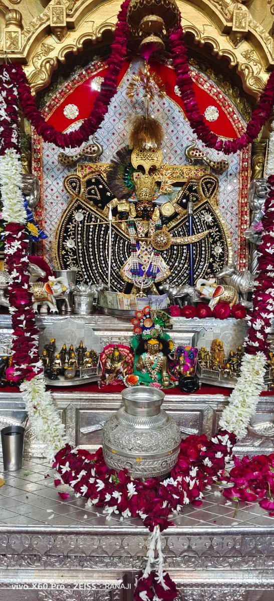KapilShrimali's tweet photo. श्री सांवलिया सेठ की जय (कृष्ण जन्माष्टमी दर्शन) 19 अगस्त https://t.co/bhARPxIcZt
