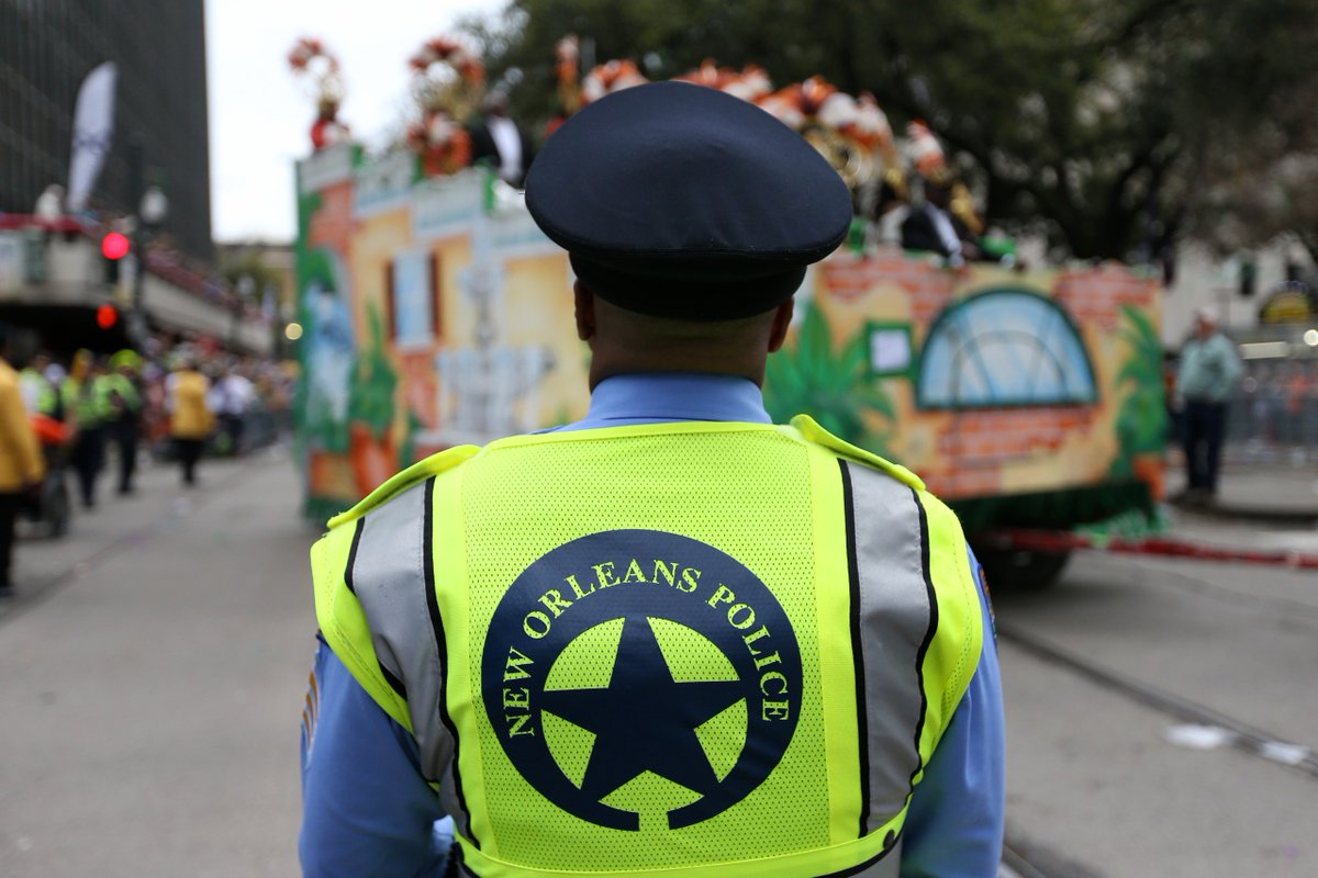 WGNOtv's tweet photo. No Mardi Gras 2023? Mayor Cantrell says dwindling police force could call off Carnival Season https://t.co/nclM0XOuOQ https://t.co/NPWeurYHG6