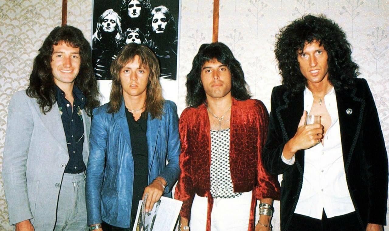 Happy Birthday,John Deacon!!!! 