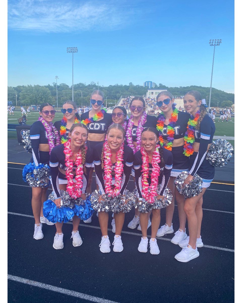 LC_Dance_Team's tweet photo. First game, we had a blast!! Great job Titans!! 💙🤍🏈 https://t.co/QAsOJ8U9d6