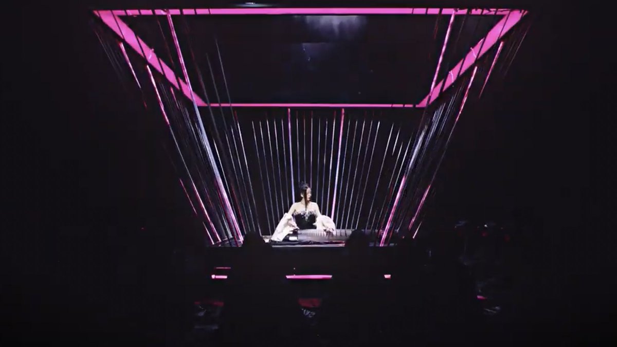 girlgrouparea's tweet photo. gg! Tell me your HONEST opinion the first time you 🎧 Pink Venom? 🔥
 https://t.co/s3PyLeCO2O