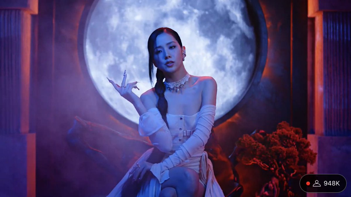 hikimjisoo's tweet photo. OUR MISS KOREA JISOO

BLACKPINK IS BACK
#PinkVenomOutTODAY #PINKVENOM    #BORNPINK    #BLACKPINK    
@BLACKPINK https://t.co/NOHjYAxjDg
