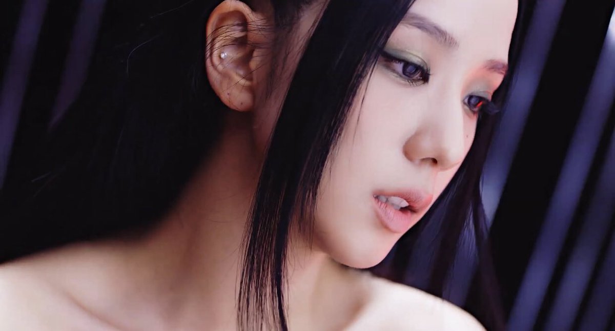 NEWSJISOO's tweet photo. MISS KOREA. https://t.co/P6ScFZPlDv