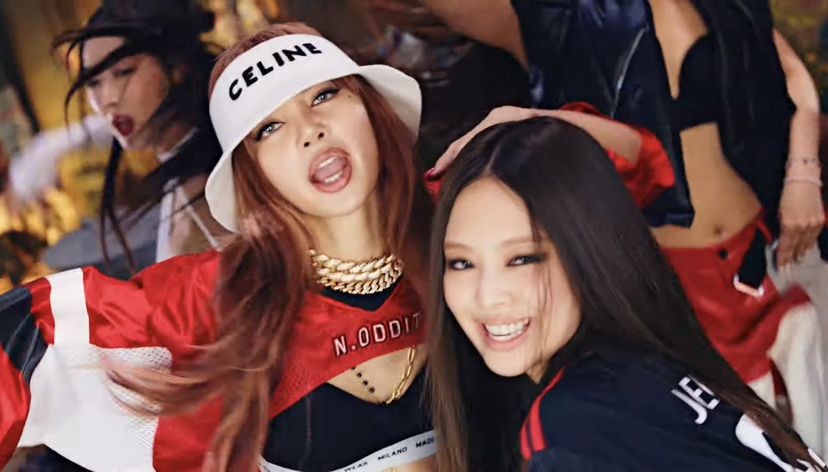 jenlisa feed tweet media