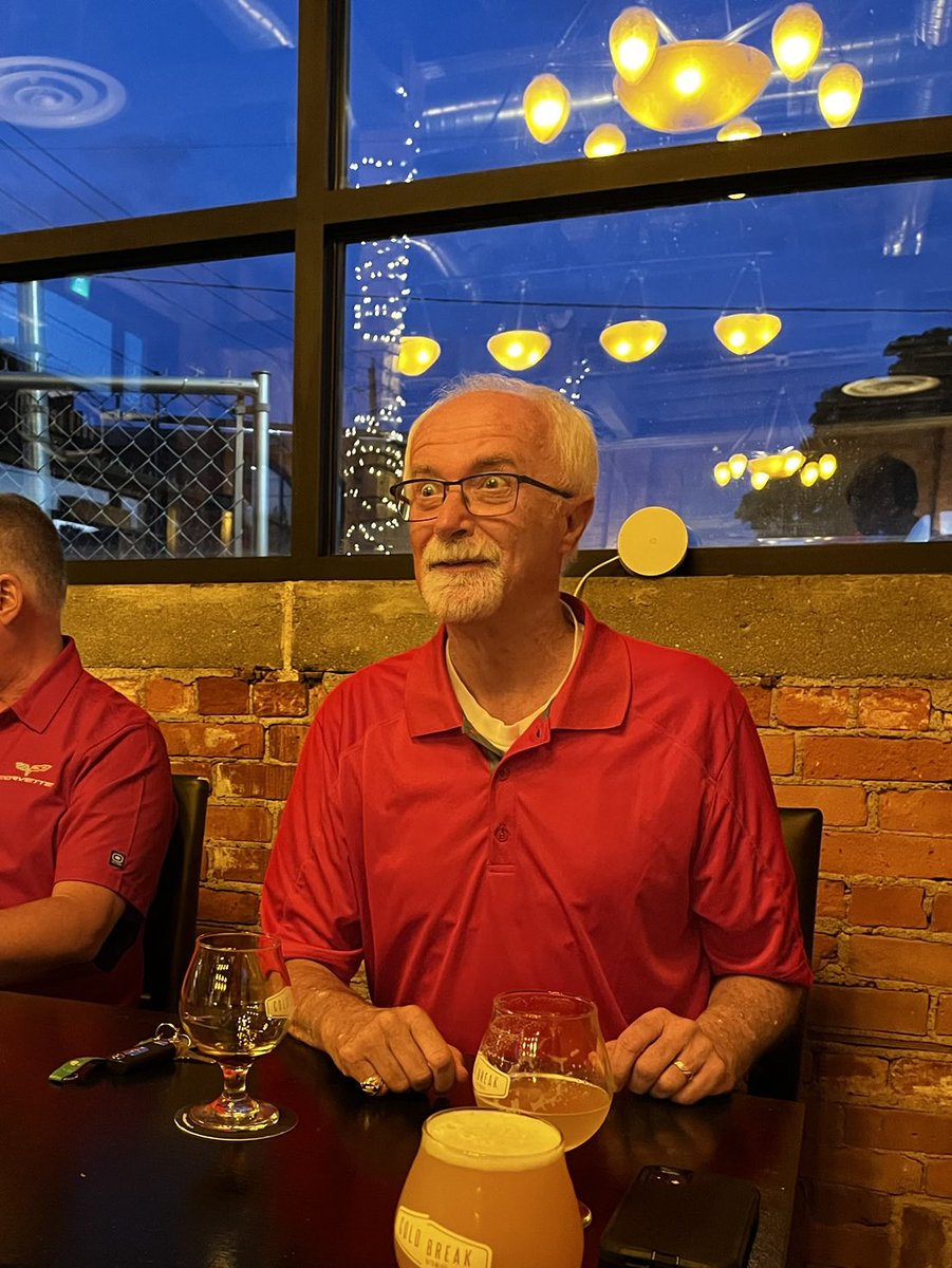 StGeorgesNo15's tweet photo. Applicant & Affiliate craft brewery night @ColdBreakCa @StGeorgesNo15 #freemasonry @St_Catharines #niagara @Niagara_A #GLCPOO #2b1Ask15 https://t.co/m0EJOxT7Nh