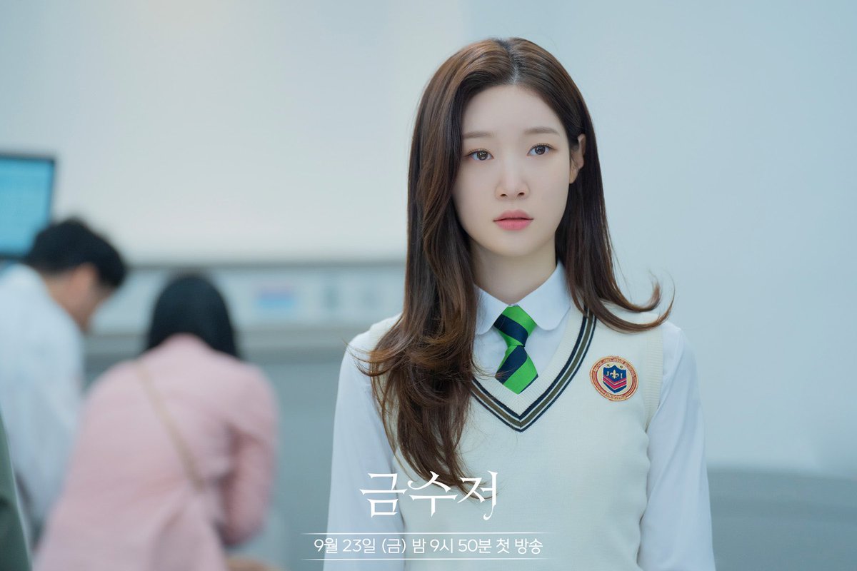 DiaArabFans's tweet photo. [انستقرام] 220819
ديا تشايون من تحديث حساب @/mbcdrama_pre
_M
#DIA #다이아 https://t.co/dDJVFNIABa