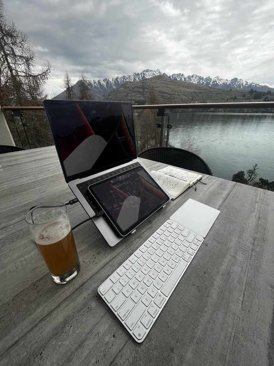 A broken collarbones might be stopping me from skiing, but it won’t be getting in the way of enjoying the winter background