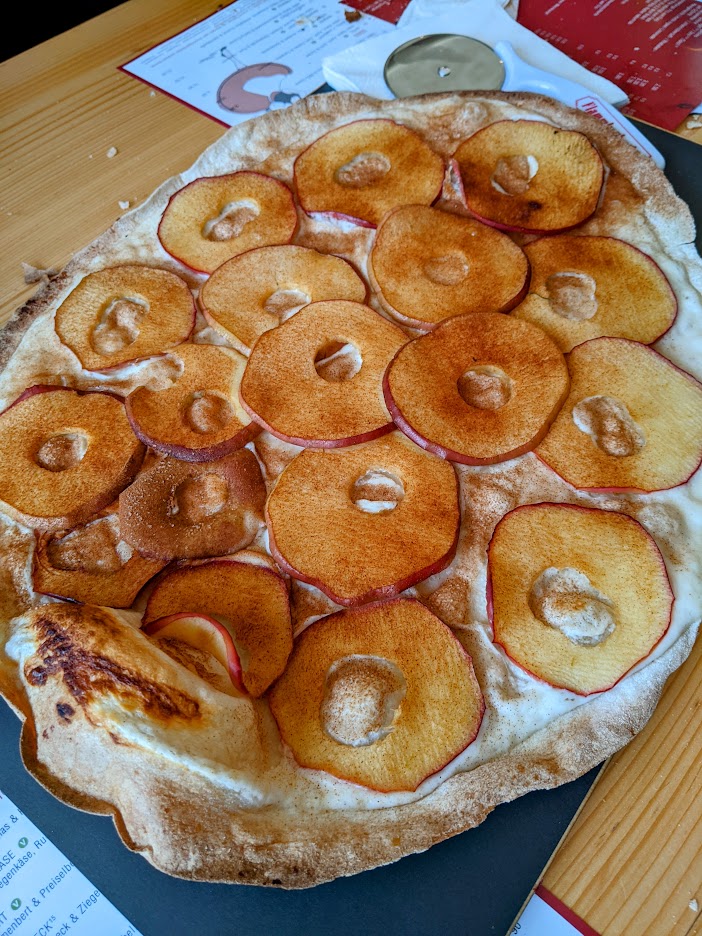Numerous studies connect healthy epigenomes with massive flammkuchen ingestion🧐. Our division was clearly compelled yesterday to further investigate these observations...