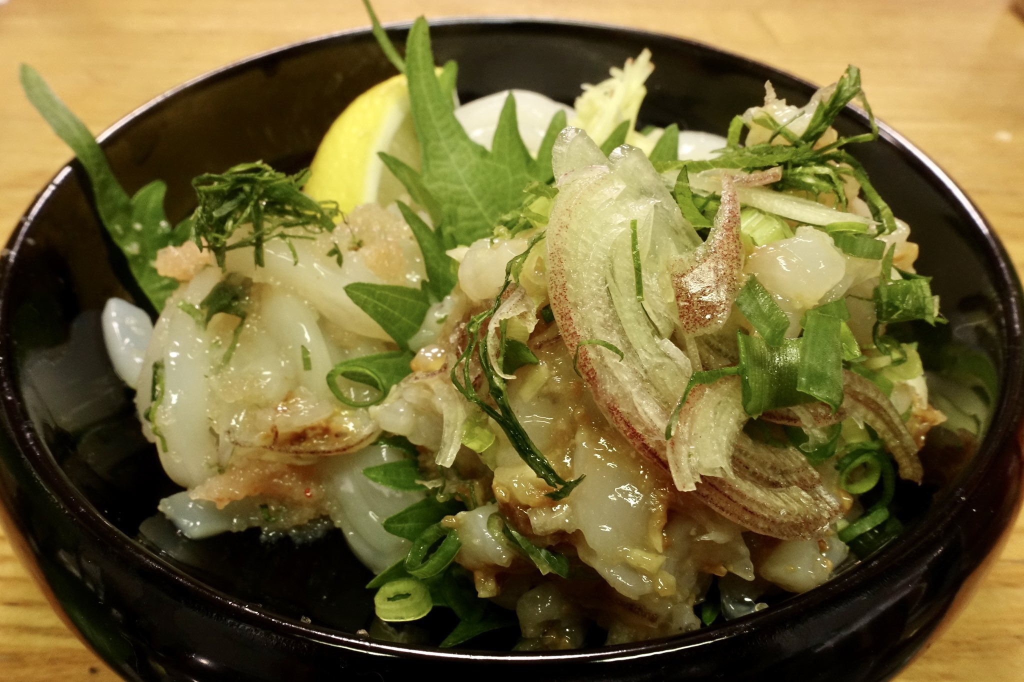 仔猫警備保障 今夜はイカ好きの夫を喜ばせるイカ3点盛り イカそうめん イカなめろう イカ 明太子 ゲソは昨夜出しちゃったけど残りの腸はきのこと炒めましょう イカ1杯398円で夢いっぱいw T Co Ej4018e1pc Twitter