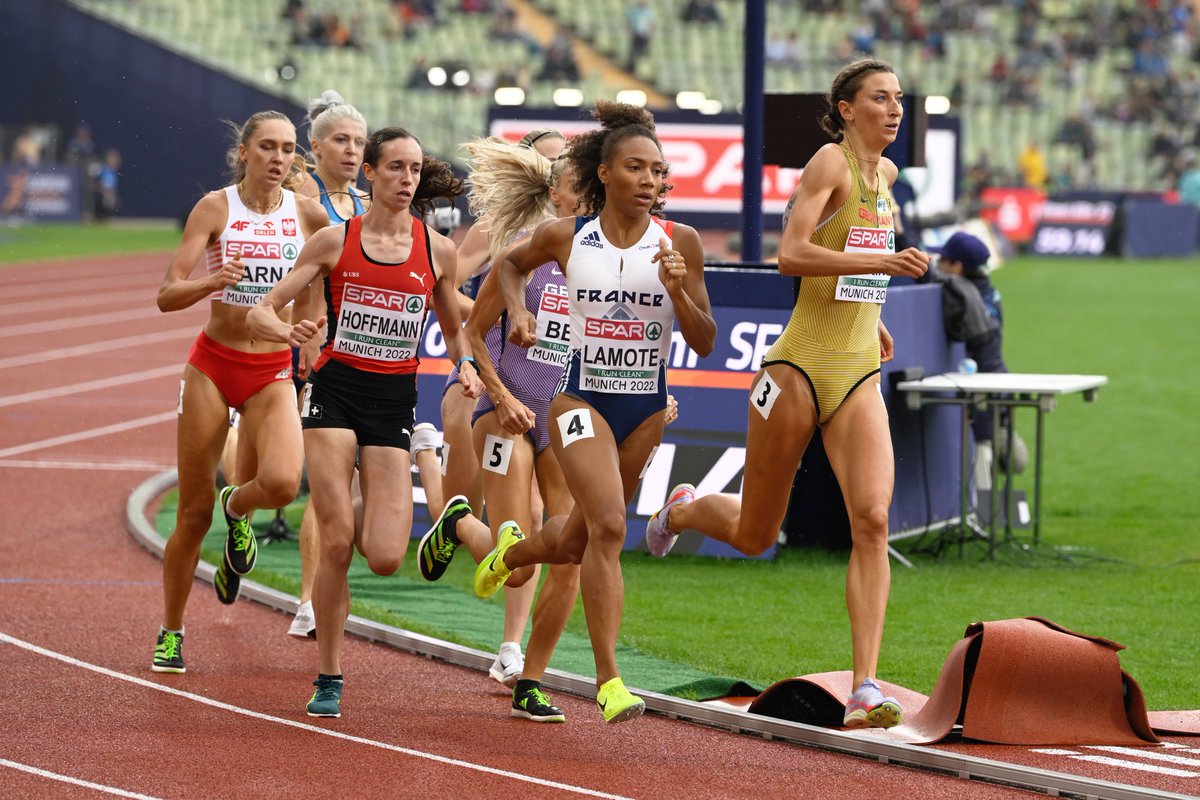💪 Sans trembler !

🇫🇷 Rénelle Lamote remporte sa demie du 800 m en 2'00''23 et se qualifie pour la finale !

👉 Vous la retrouverez samedi à 20h15 !

💻 Suivez #Munich2022 sur France 2, France 3 et France 4.