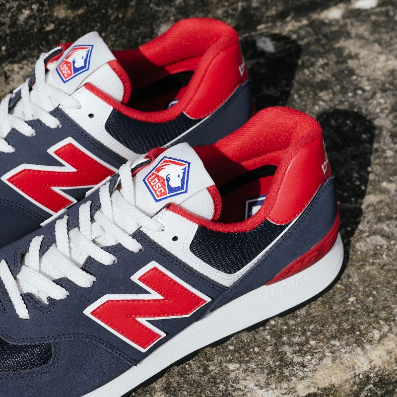 losclive's tweet photo. 👟 Le LOSC et @newbalance te présentent la nouvelle paire de sneakers NB 574 LOSC 🤩

⚠ En série très limitée, elle sera mise en vente à partir de ce samedi à 10h en boutiques officielles et sur la boutique en ligne. Ne sois pas en retard !

#FamilyOfDogues