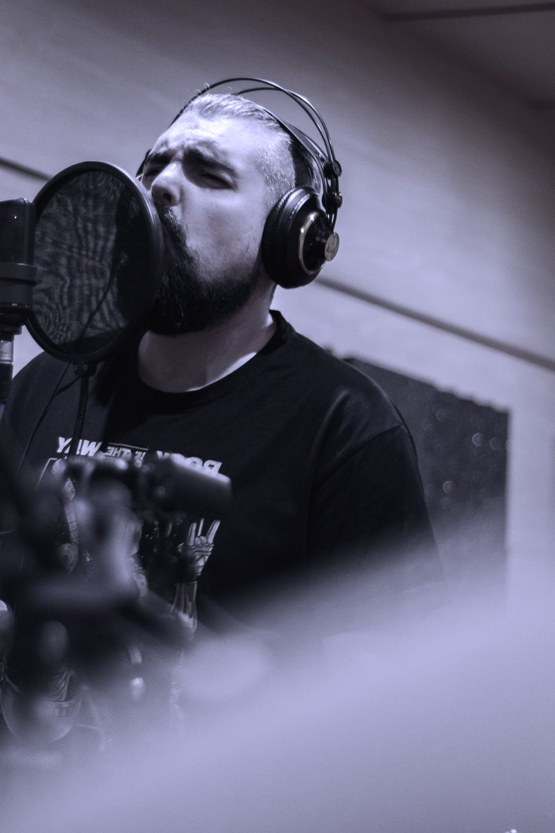 Grabación del tercer EP de In Load.