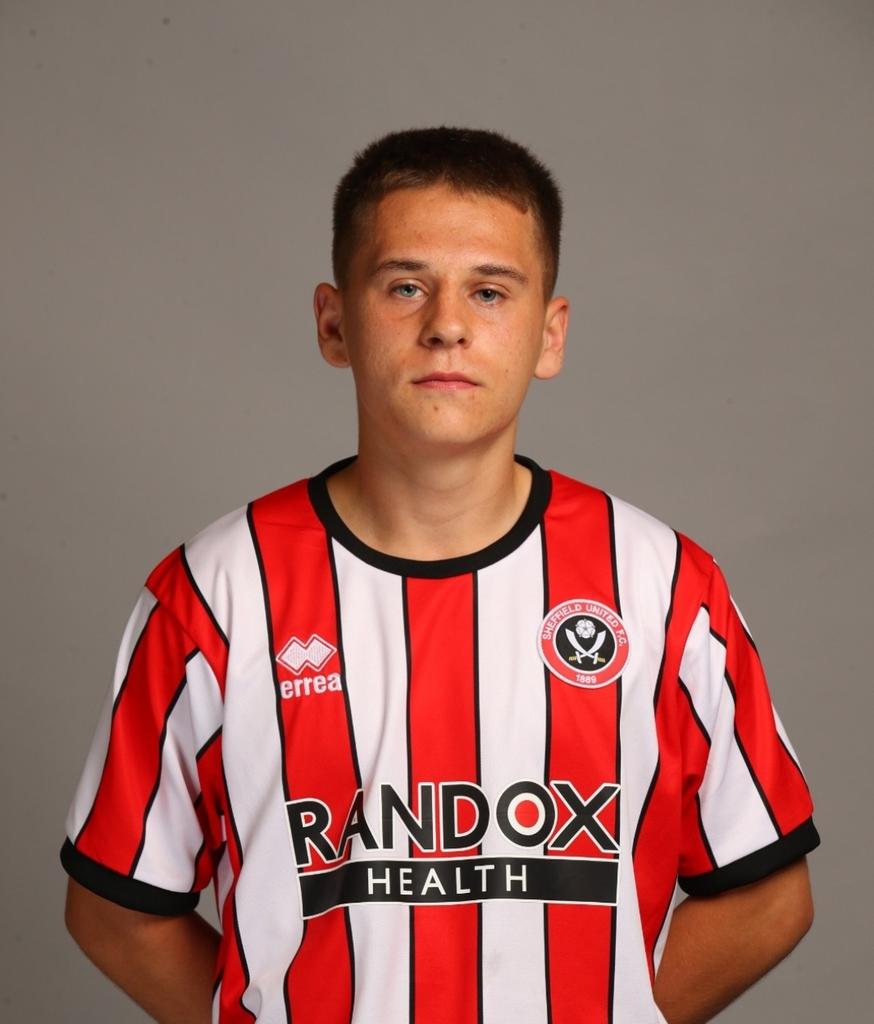 Kevinangell46's tweet photo. A very proud day for Tom &amp; all the family, thanks to anyyone who has coached &amp; supported him on his journey.
Special thanks to 
@SDJSFL 
@WhistonWildcats 
@timgillatt
@brett_muff
@QualitasSport 
@sufcdevelopment
@sbchschool
@Bobbie_French 
@afoyle86 
@NewEraSports_ 
@jon_newsome https://t.co/zapZSk5TWu