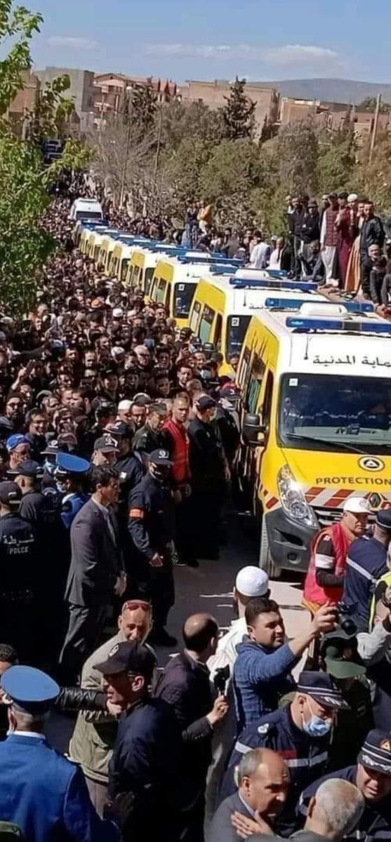 اللهم في هذا اليوم المبارك أنزل رحمتك على ضحايا الحرائق وأفرغ صبرا على أهاليهم