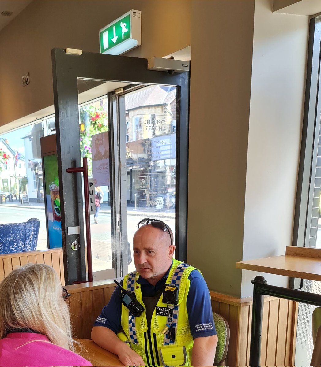 Great to see the officers at the 'Coffee with a Cop' event today. Being out in the community and accessible @GMPAltrincham 👏