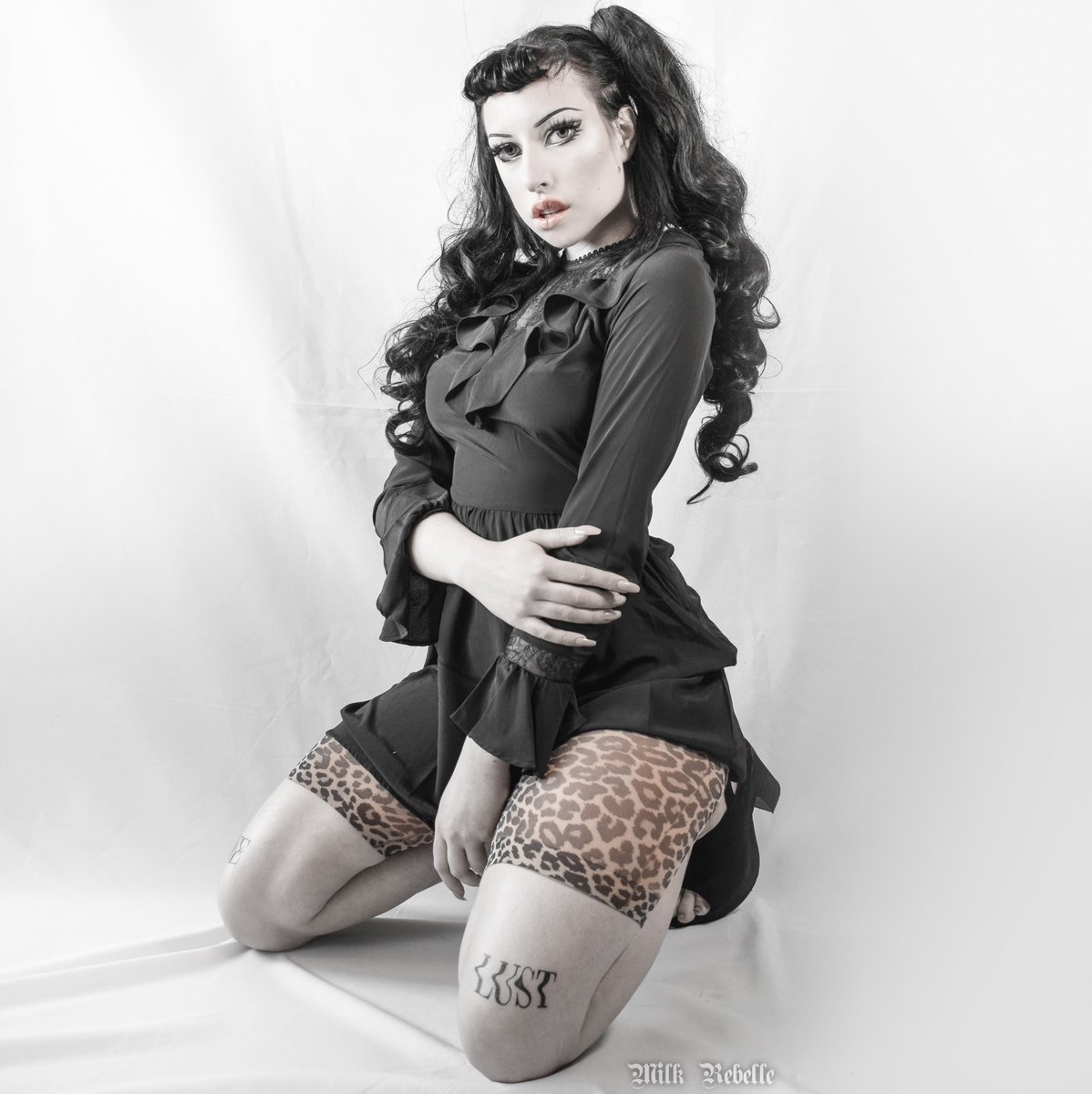 Happy Friyay!

Who's been enjoying the ☀ ?

Our anti-chafing shorts are perfect to fight the dreaded thigh fire🔥 

#wholesale #supplier #hosiery #summer #thighfire #b2b #retailers #workwithus #tights #stockings #FridayThoughts #friyay