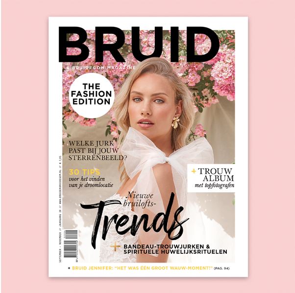 NEW EDITION - De redactie neemt bruidsparen mee naar de nieuwste collecties van top-designers, vertellen hen welke trends we hebben gespot op de catwalks in Barcelona en lichten een favoriet van het seizoen – de bandeau-bruidsjurken – uit. Lees verder: bruidenbruidegom.nl/magazine/huidi…