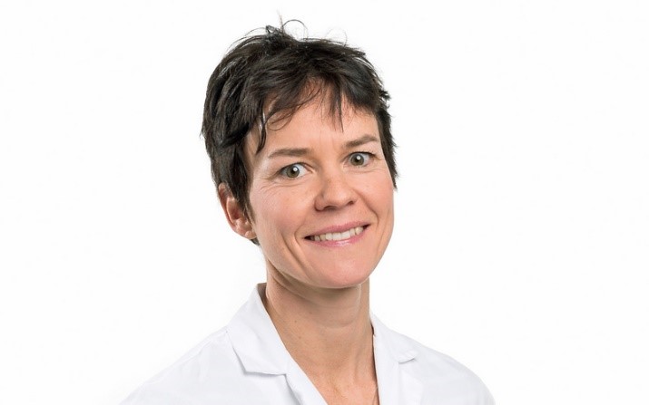 The Dean congratulates👏 PD Dr. med. Dr. phil. Vanessa  Banz, Department of Visceral Surgery and Medicine <a href="/inselgruppe/">Insel Gruppe</a> on the Stern-Gattiker Prize 2022 for her exemplary role as a #woman in #academic #medicine🩺🔬🎓