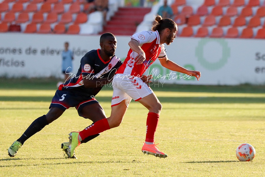 1º JORNADA COPA RFEF - Crónicas: RSD Alcalá 1-1 AD Torrejón CF

Reparto de puntos entre Alcalá y Torrejón, en un partido donde los torrejoneros jugaron en inferioridad numérica toda la segunda parte

<a href="/rsda_oficial/">RSD ALCALA SAD</a> <a href="/AdTorrejoncf/">A.D. TORREJON C.F.</a>  - Fotos: <a href="/Sandragmphoto/">Sandragm.photo</a>

futmadrid.com/noticia/1a-jor…
