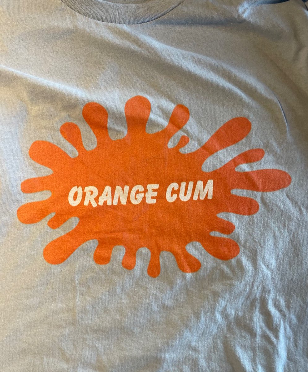 shirtsthtgohard's tweet photo. https://t.co/LSLdTTz94x
