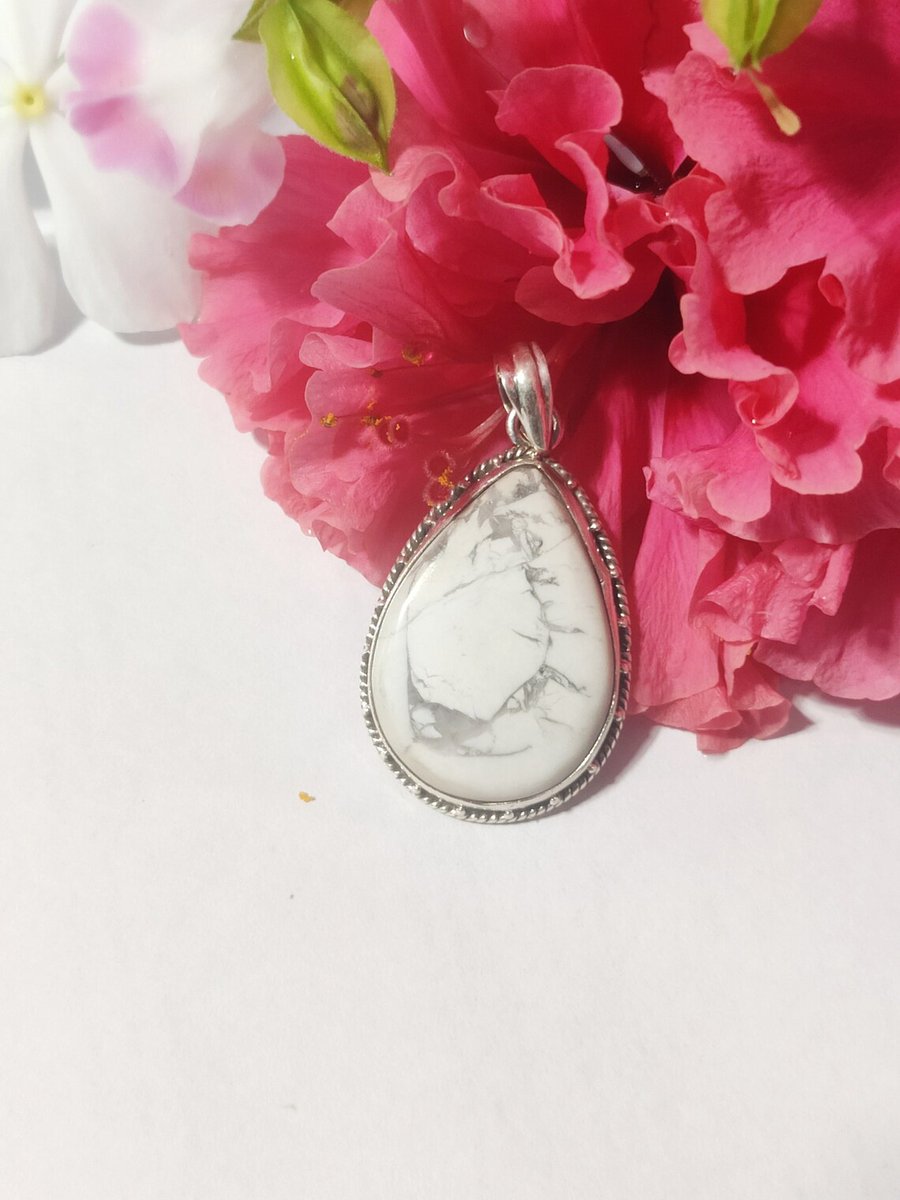 jhungajewelry's tweet photo. White Howlite Pendant 925 Silver White Buffalo Pendant Large Stone Pendant Statement Pendant Boho Pendant White Turquoise Jewelry Gift Her
https://t.co/MqMxOs9heQ
#howlitependant #howlitejewelry #statementpendant #pearshapependant #largestonependant #marblestonependant https://t.co/2aEAGjrWfX