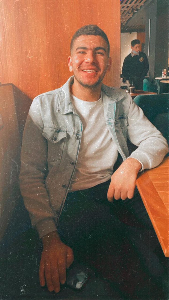 وفي يوم الجمعه اللهم اغفر له وعافه واعفوا عنه اللهم ادخله دار خيرا من داره وعامله علي قدرك وانت رب العزة والملكوت وانت علي كل شيئ قدير♥️