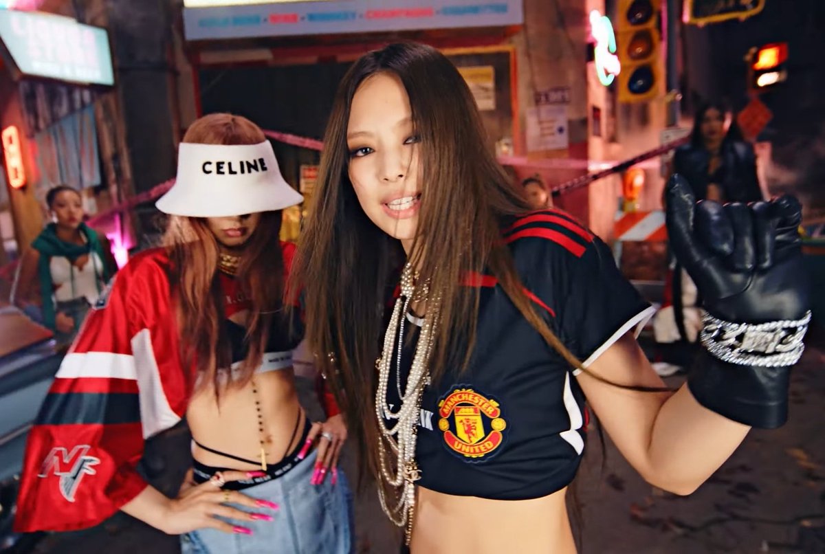 bkmapmop's tweet photo. เราไม่เคยเลิกกัน // ลิซเจนอีสเรียล

BLACKPINK IS BACK
#PinkVenomOutTODAY #PINKVENOM #BLACKPINK https://t.co/VYr3thBvnB