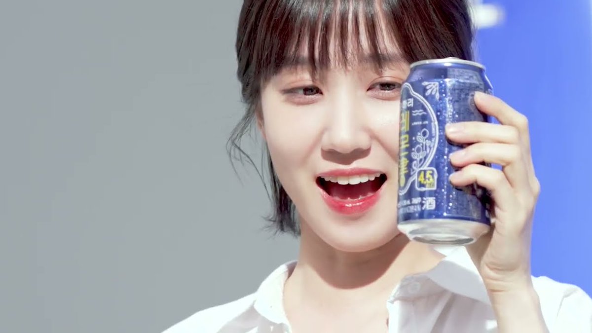 parkeunbinintl's tweet photo. [VIDEO] 22.08.19

Sunhari Lemon Gin CF Making with Park Eun Bin

🔗 https://t.co/dAUqXWYh8t

#ParkEunbin #박은빈 #SunHari #Ads https://t.co/2SwWhIGRSp