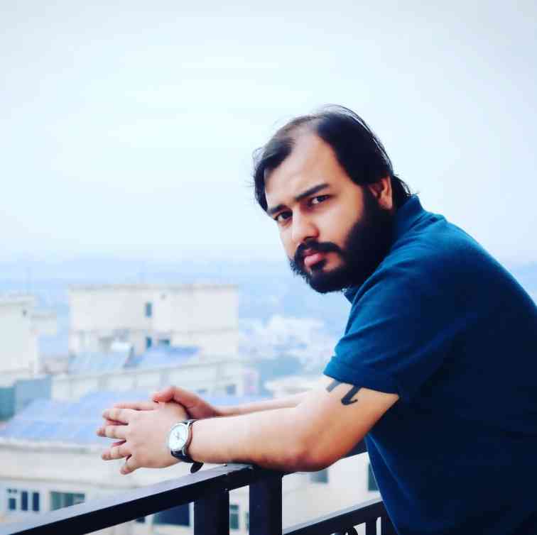 Abhijee35390827's tweet photo. Meet the billionaire CEO @PhysicswallahAP   became billionaire by the emotion of students &amp; now #jeemains students are in problem by #NTASCAM he is quite for the personal interest of his billion dollar company PW(paisa wallah) 
unacademy &amp; PW are same
#JEEMainsThirdAttemptForAll https://t.co/RrX12pvyFf