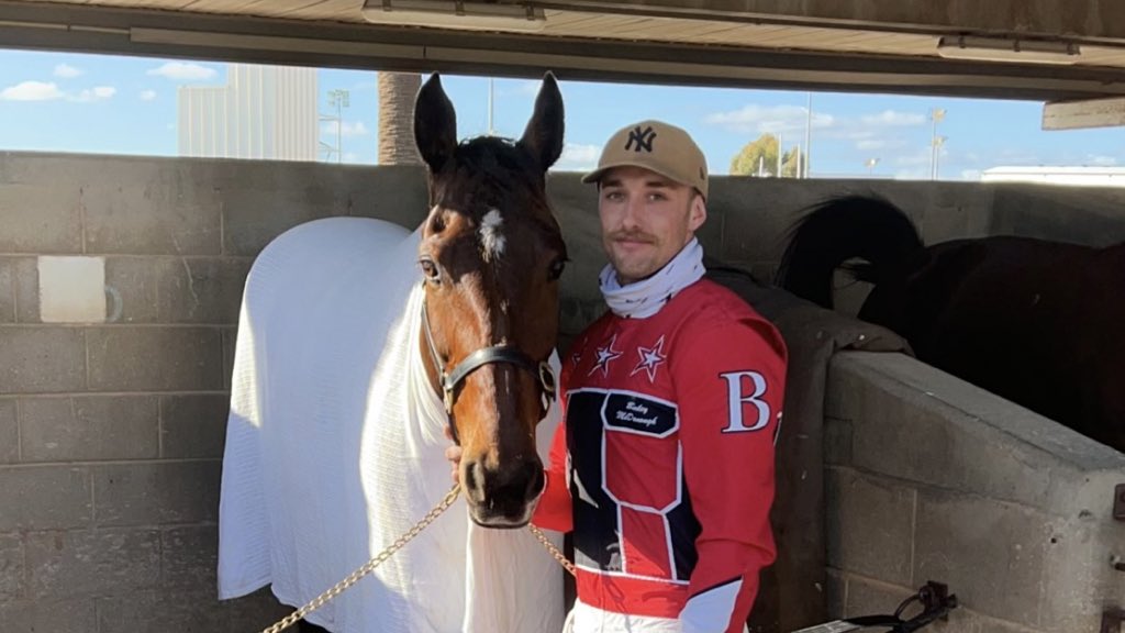 Larajay Farm tweet media