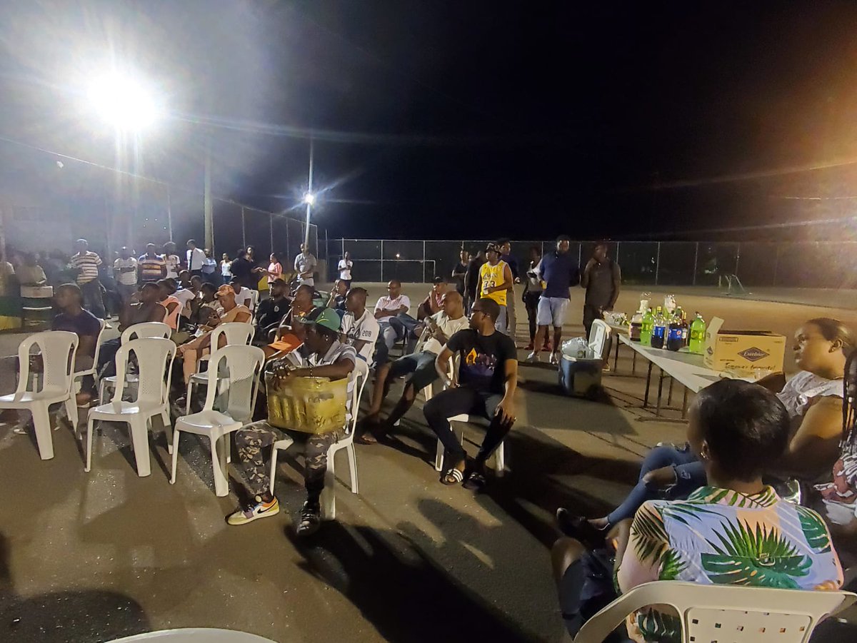 stocksondrocks's tweet photo. We had an amazing discussion with members from the community of Tivoli Gardens. At one point over 80 people were tuned in. 

We discussed investing,  entrepreneurship, insurance, saving,  and so much more.
#SOTR #Grassrootsmovement https://t.co/lPenFxVWUQ