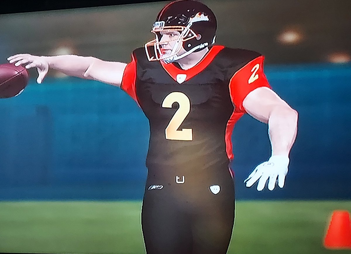MaddenXFL2020's tweet photo. Brad Sellers: 8/10 for 2 TDs in two drives. https://t.co/uD6FP9CzyQ