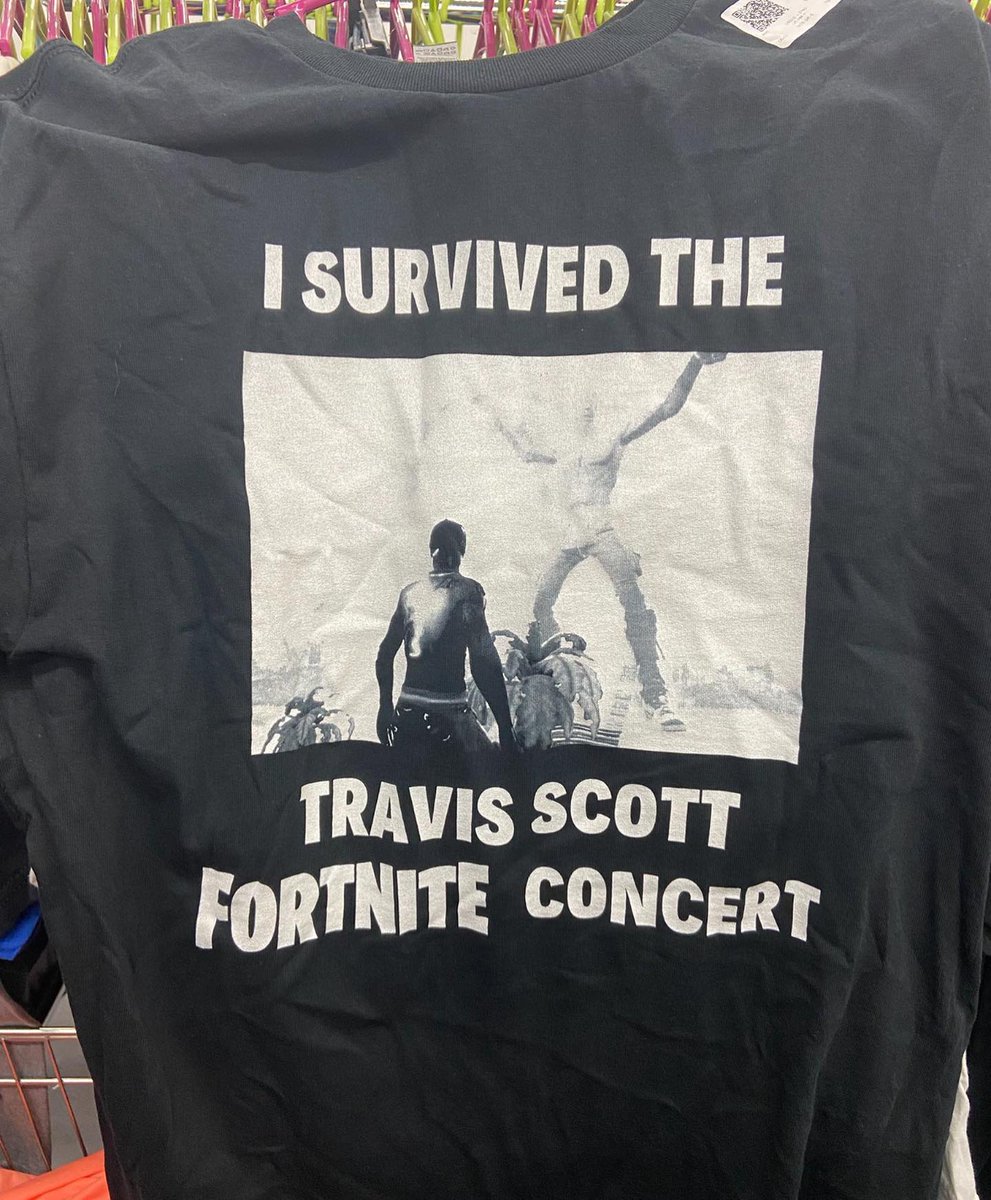 Weird Thrift Store Shirts (@strangethrift) on Twitter photo 2022-08-22 03:07:00