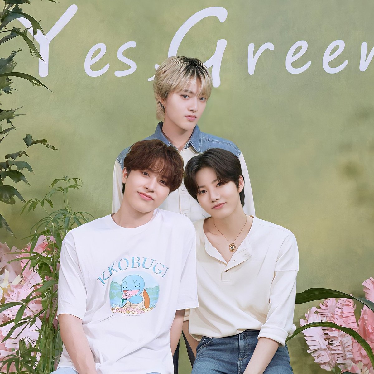 oguhajun's tweet photo. ── Harukyu ft. Junghwan Short AU

The Parent Trap
; Entah saking sibuknya kerja atau emang gak perhatian, Yanda Biel kecolongan biarin Adek Gian les matematika sama Pak Gavin, ayahnya sendiri. Dilanjutin ntar Yanda repot, mau stop juga kasian Gian.. 
Rujuk? Ya kali....? https://t.co/iLmdC0A8u5