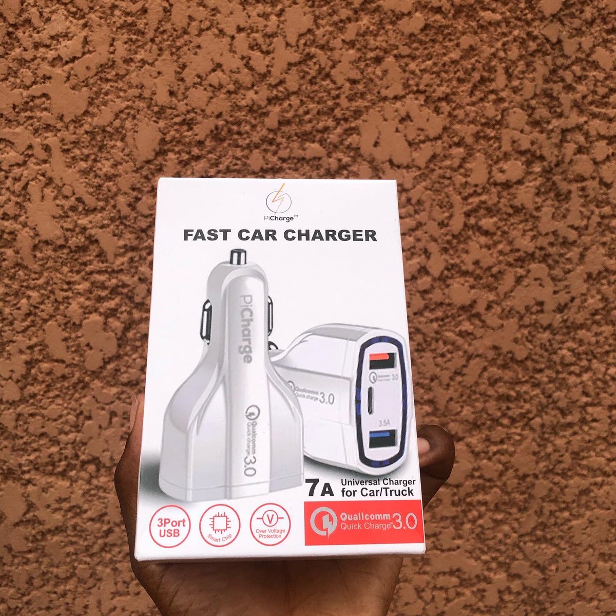 Pichargeng's tweet photo. Enjoy smooth drives home drives with our Fast charging car chargers. 

Compatible with all cars ✨
Works with all mobile devices ⚡️
3 USB ports ⭕️
7A ✅
Supports fast charging ⏳

Visit https://t.co/4kddk1jTru to get yours today or send us a DM. 

#picharge Asake M.I Abaga https://t.co/7cy2pAY8IO