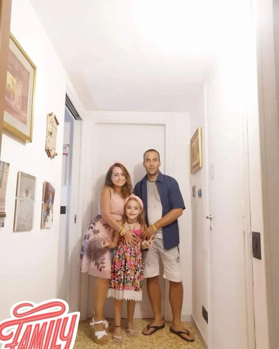 FrancyQueen80's tweet photo. #summer2022☀️🌴😎 #selfiefamily❤️👨‍👩‍👧❤️ #putzufamily👨‍👩‍👧❣️ #instalike #instaphoto #instafashion #instastyle #instaselfie https://t.co/uPhQV9plBk
