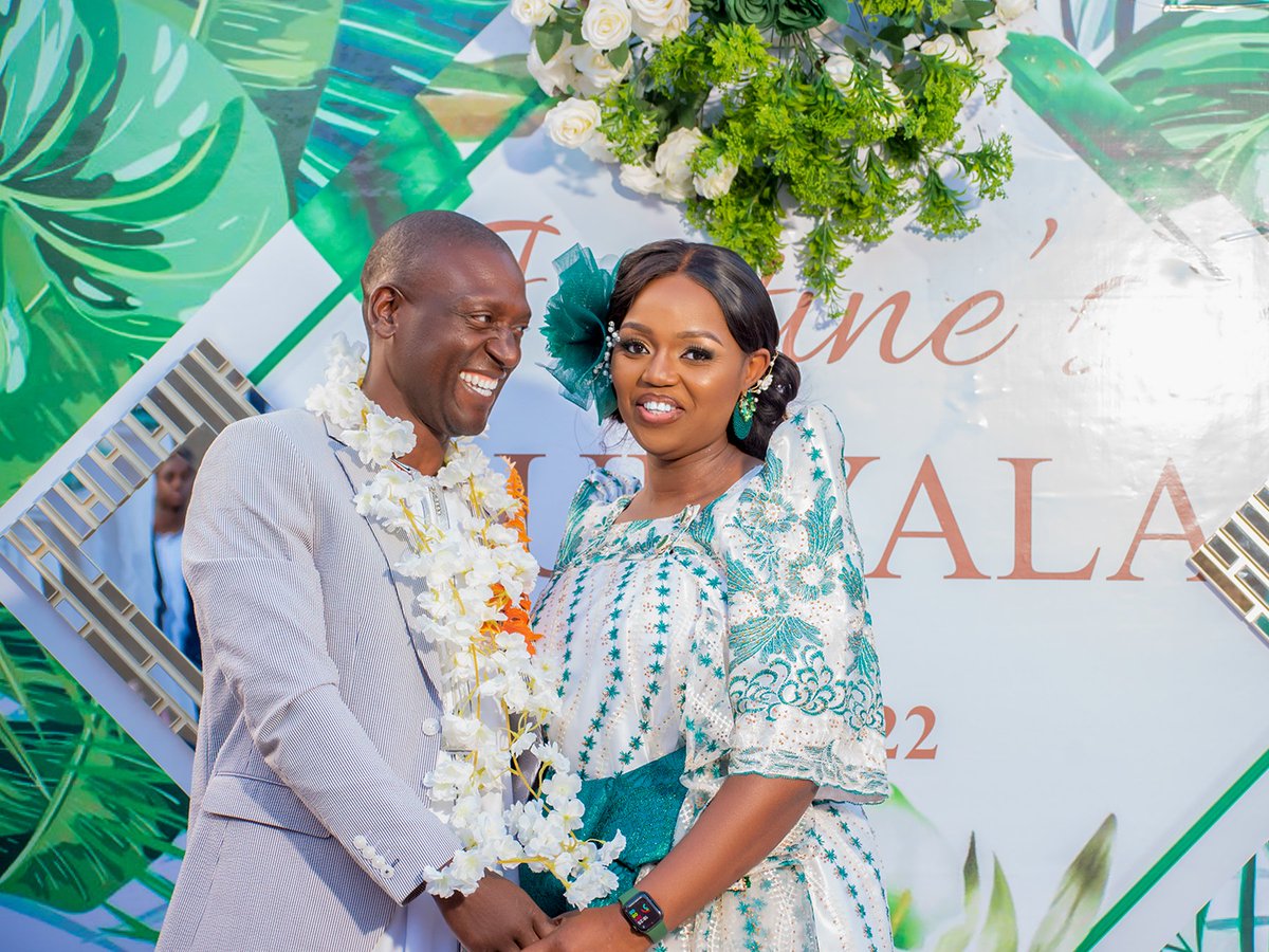jelonelmedia's tweet photo. We're deeply sorry to hear about the passing of your lovey husband.May God comfort u through this challenging time.MHSRIP https://t.co/5jxFoCeYUh