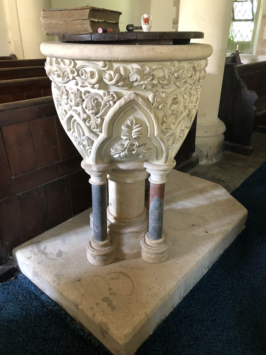 mutley7781's tweet photo. 👀 #Martinhoe #Devon
“Polychrome marble, by Pulsford of #Barnstaple” - @YalePevsner
We liked the miniature vase - appropriate “See of Exeter”.
#FontsOnFriday https://t.co/fKLWafHxBp