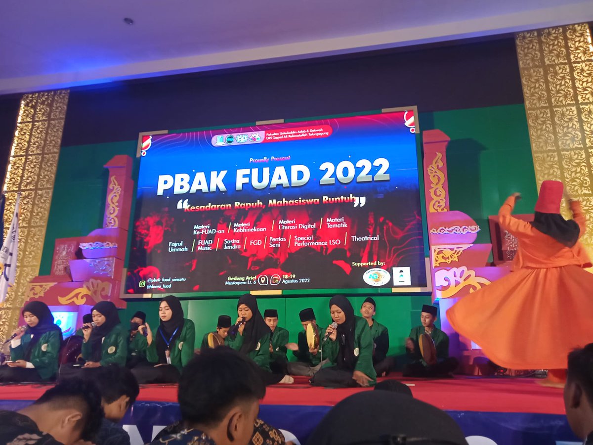 NabilaNurkumala's tweet photo. Barokallah,, PBAK Ini telah membuka benak hati saya, untuk manjadi mahasiswa yg sesungguhnya..
#MabaUINSATU2022
#DEMAFUAD2022
#PBAKFUAD2022
#Kesadaran
#KesadaranRapuhMahasiswaRuntuh
#Marimenggunakanbudi
#Bertindakdenganhatinurani
#JAMFUD https://t.co/4ZT8qDEJSh