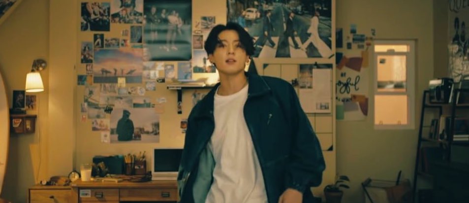 liskookloops's tweet image. dynamite x pink venom