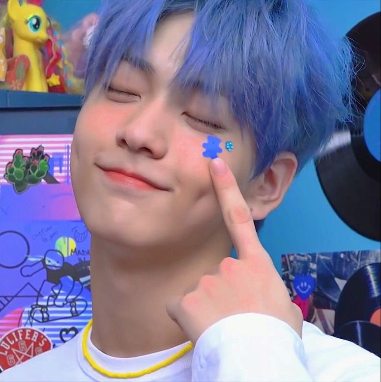 face stickers … ★~(◠‿◕✿)