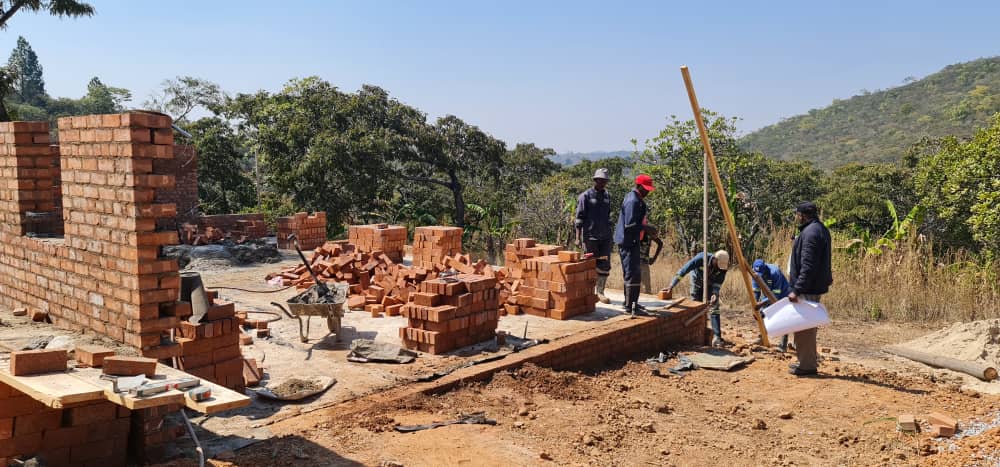 CoslicConstruc2's tweet image. #catchingup #transformation #construction
Day 11: Stage 6 - Backfilling &amp;amp; Compacting: Done and dusted. 
Day 13: Stage 7: Electrical Decking, Waterproofing &amp;amp; Reinforcement - completed | Stage 8: Oversight Slab (Concreting) -completed
Day 15: Super structure brickwork